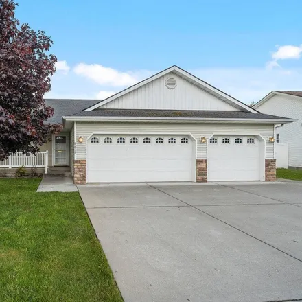 Buy this 3 bed house on 8832 North Handler Drive in Hayden, ID 83835