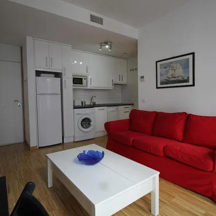 Image 3 - Calle Cervantes, 36, 28014 Madrid, Spain - Apartment for rent