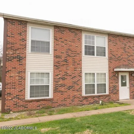Buy this 8 bed duplex on 5599 South Brook Drive in Cole County, MO 65109