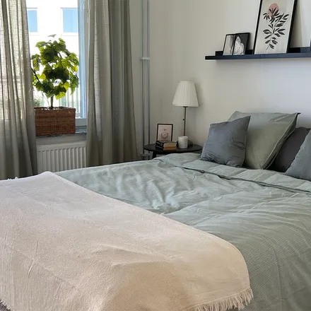 Rent this 3 bed apartment on Kronans Apotek in Bäckby torggata 13, 724 74 Västerås