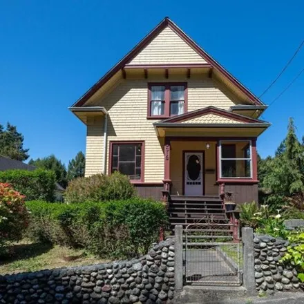 Buy this 2 bed house on 3370 Hodgson Street in Eureka, CA 95503
