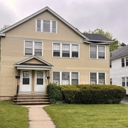 Buy this 6 bed house on 92 Ardmore Road in Fernridge Place, West Hartford
