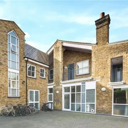 Buy this 1 bed apartment on 79-149 Roding Road in Clapton Park, London