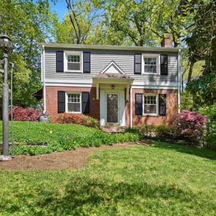 Image 3 - 1310 Tracy Place, Falls Church, VA 22046, USA - House for sale