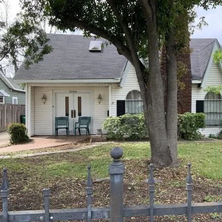 Buy this 3 bed house on 2082 West Mulberry Avenue in San Antonio, TX 78201