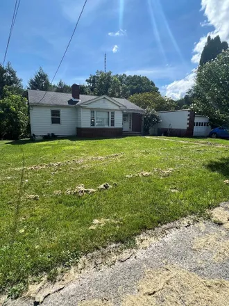 Buy this 3 bed house on 156 Mercer Street in Beckley, WV 25801