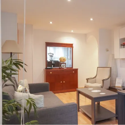Image 4 - Pasaje de Rogelio Muñoz, 28043 Madrid, Spain - Apartment for rent