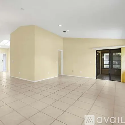 Image 9 - 439 Midsummer Ct, Unit 439 - Townhouse for rent