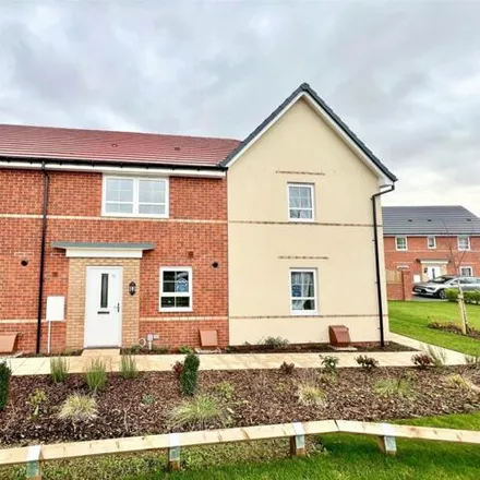 Image 1 - Tesco, Severn Road, Wilden, DY13 9FB, United Kingdom - Townhouse for sale