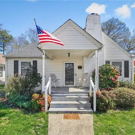 Buy this 4 bed house on 631 Irving Street in Ardmore, Winston-Salem