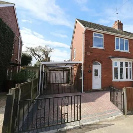 Buy this 3 bed duplex on Humber Crescent in Scunthorpe, DN17 1JD
