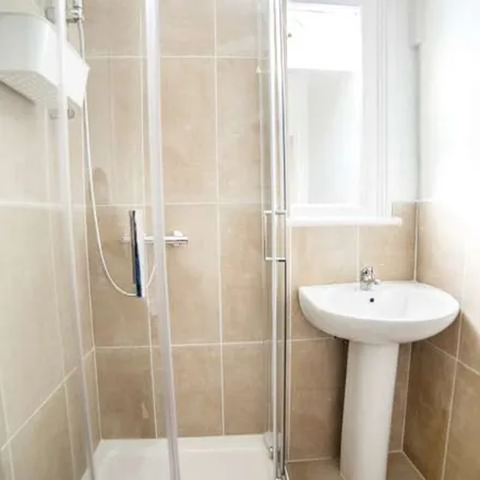 Rent this 7 bed apartment on 20 Boundary Road in London, N22 6AD