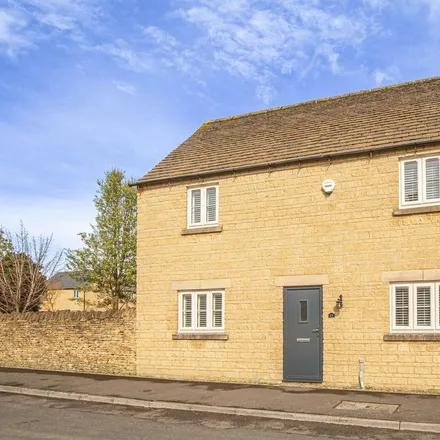 Rent this 3 bed house on Berkeley Close in South Cerney, GL7 5XU