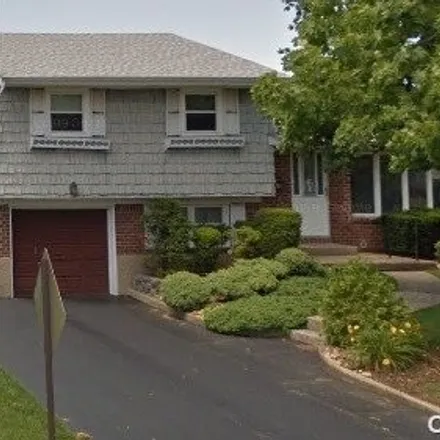 Image 1 - 18 Cumberland Road, Jericho, NY 11753, USA - House for sale