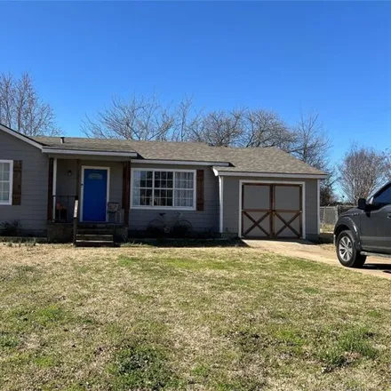 Buy this 4 bed house on 1017 Donna Sue Place in Durant, OK 74701