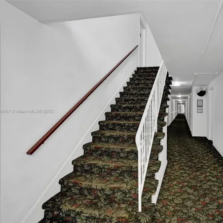 Image 4 - Cypress Creek Road, Imperial Point, Fort Lauderdale, FL 33308, USA - Condo for sale