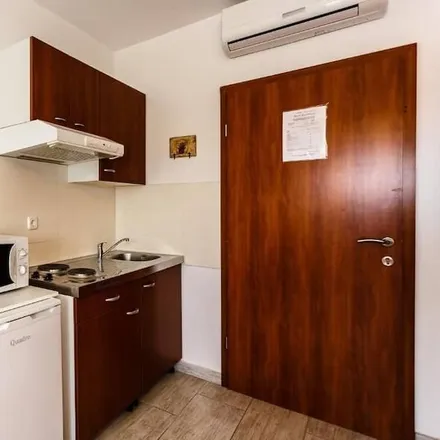 Image 3 - Malinska, Primorje-Gorski Kotar County, Croatia - Apartment for rent