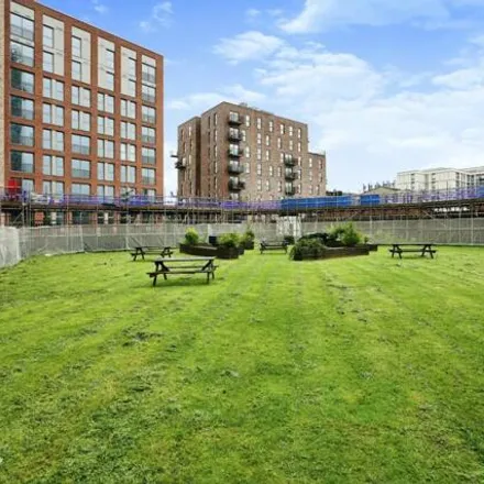 Image 4 - Islington Wharf, Great Ancoats Street, Manchester, M4 6DH, United Kingdom - Apartment for sale