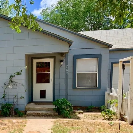 Rent this 2 bed house on 201 Northeast 5th Street in Andrews, TX 79714