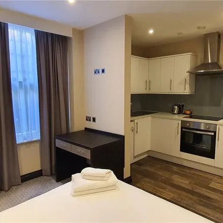 Rent this studio apartment on 128 Gloucester Terrace in London, W2 3HH