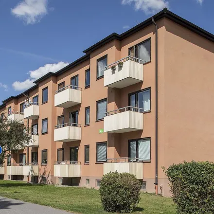 Rent this 3 bed apartment on Valhallagatan 43 in 582 42 Linköping, Sweden