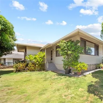Buy this 4 bed house on McDonald's in Keolu Drive, Kailua