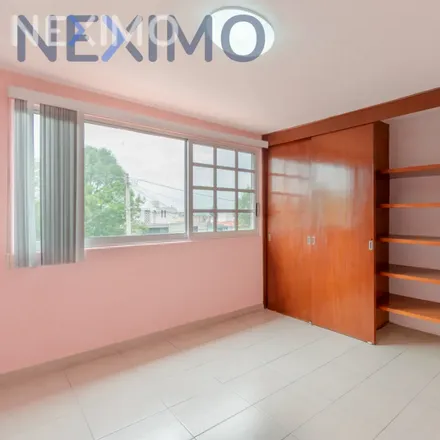 Rent this 4 bed house on Avenida Via Adolfo López Mateos in 53100 Ciudad Satélite, MEX