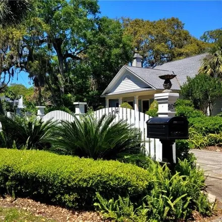 Buy this 3 bed house on Old Demere Road in Saint Simons Heights, Saint Simons
