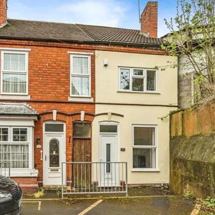 Buy this 3 bed townhouse on Park Road in Dixons Green, DY2 9BY
