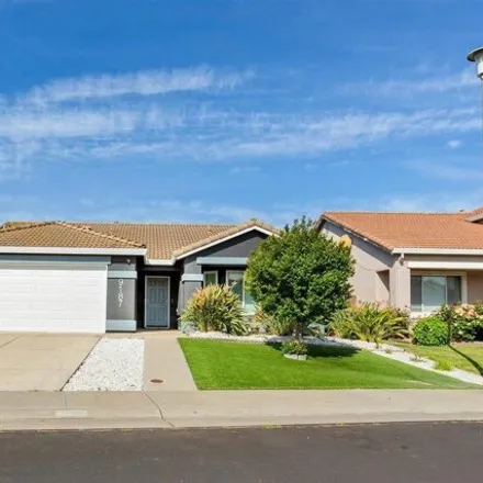 Buy this 3 bed house on 9189 Willowberry Way in Elk Grove, CA 95758