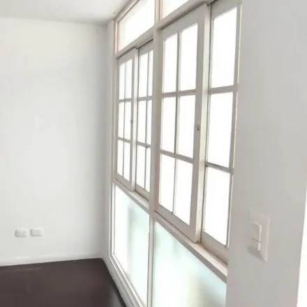 Buy this 2 bed apartment on Facultad de Ingeniería Mecánica y Energía in Calle Francisco Leo Quiroz, Bellavista