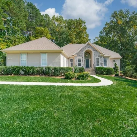 Buy this 3 bed house on 200 Sunrise Circle in Mooresville, NC 28117