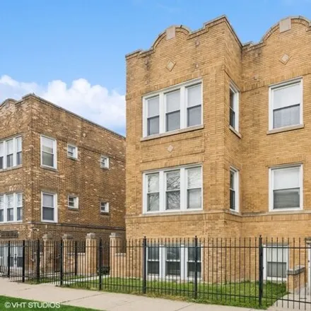 Image 1 - 4336 West Kamerling Avenue, Chicago, IL 60651, USA - House for sale