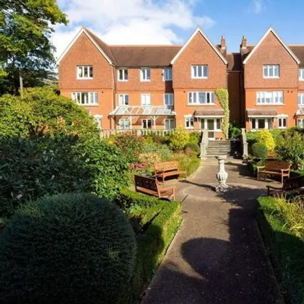 Buy this 1 bed apartment on Bishops Down Road in Tunbridge Wells, Kent