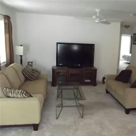 Image 5 - 2022 Chesapeake Place, The Villages, FL 34785, USA - House for rent