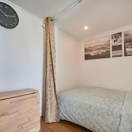 Rent this 1 bed apartment on Rua Carlos Malheiro Dias 11 in 1700-108 Lisbon, Portugal