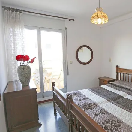 Rent this 4 bed apartment on 43895 l'Ampolla