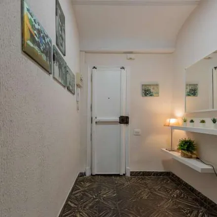 Rent this 4 bed apartment on Piscis in Carrer de Guillem de Castro, 46008 Valencia
