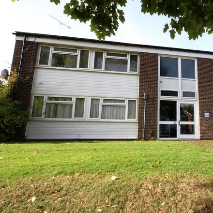 Rent this 1 bed apartment on 2-3 Greenfields in Maidenhead, SL6 1BA