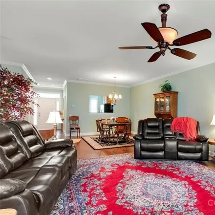 Image 8 - 126 Chatham Path, Plantation Walk, Hendersonville, NC 28791, USA - Condo for sale