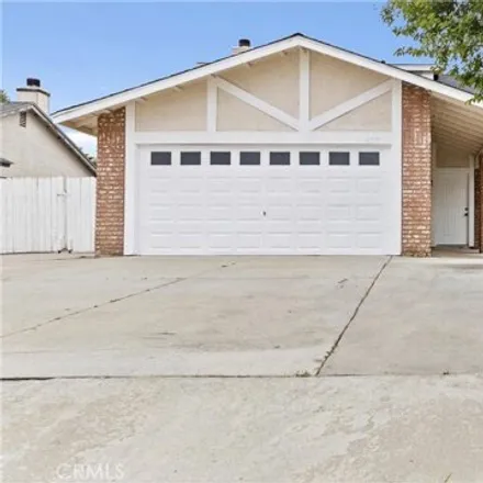 Buy this 3 bed house on 417 Wimbleton Drive in San Jacinto, CA 92583