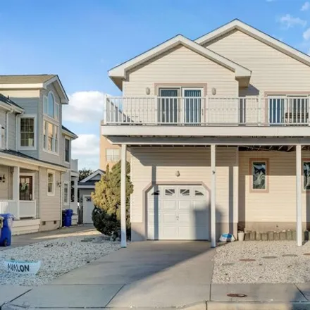Buy this 4 bed house on 139 8th Street in Avalon, Cape May County