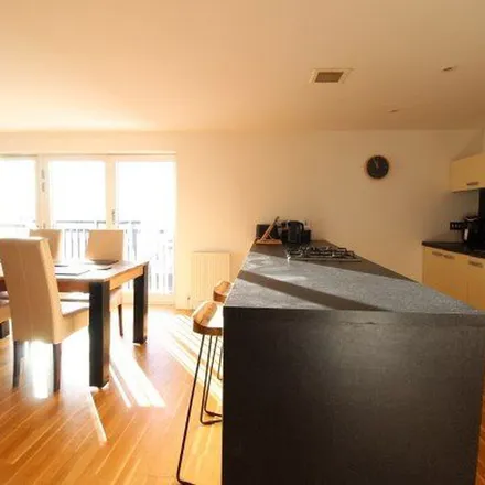 Rent this 2 bed apartment on High Street Rollers in High Street, Glasgow