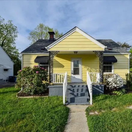 Buy this 3 bed house on 1266 Monroe Street Northwest in Roanoke, VA 24017
