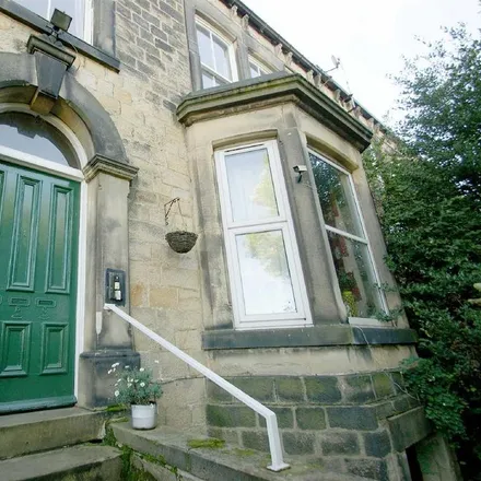 Rent this 4 bed apartment on Woodland Terrace in Leeds, LS7 2HF