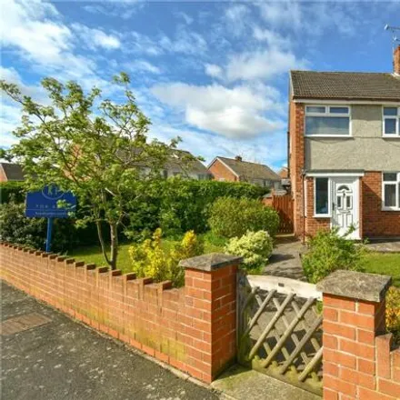 Buy this 3 bed duplex on Hillfield Road in Ellesmere Port, CH66 1JA