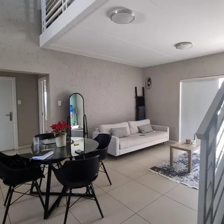 Image 5 - Isipingo Road, Paulshof, Sandton, 2151, South Africa - Apartment for rent