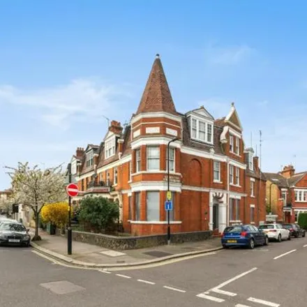 Image 1 - 13 Weston Park, London, N8 9SY, United Kingdom - Townhouse for sale