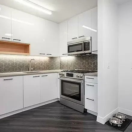 Image 3 - Bubbles n Go, 173 East 2nd Street, New York, NY 10009, USA - Apartment for rent