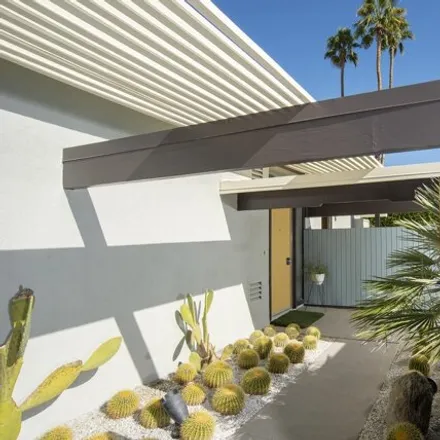 Image 3 - 1868 Caliente Road, Palm Springs, CA 92264, USA - House for sale